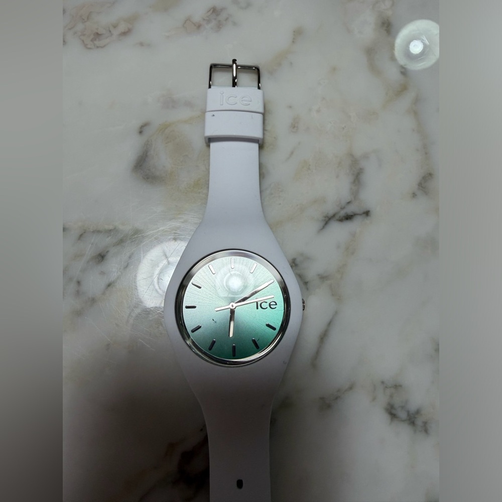 Ice White Silicone Smartwatch with Green Gradient Dial